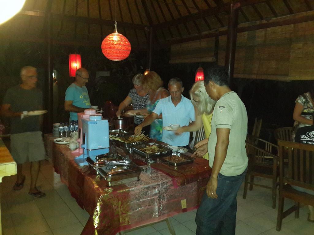 Beten Waru Bungalow And Restaurant 아메드 외부 사진